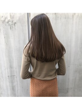 ドールヘアー(Doll hair) アッシュブラウンハイライト