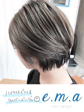 エマヘアデザイン(e.m.a Hair design) シルバーベージュ