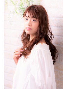 ソア 武蔵小杉(SOAR) デジタルパーマとくすみブルーのテラコッタミニウルフ小顔ボブ