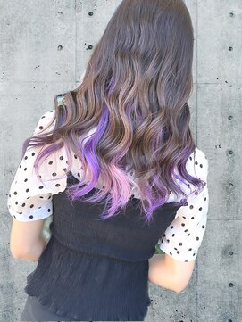 ヘアーデザイン ディードット ウル(D. ulu) 【渡辺秀斗】インナーカラー