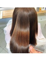 雨とランプ&nbsp;髪質改善『ヘアエステ』【雨とランプ 縮毛矯正 琴似　髪質改善】