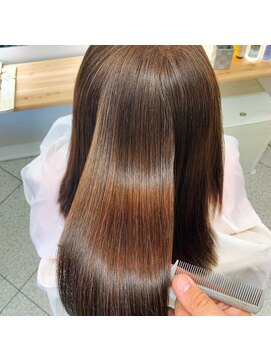 雨とランプ 髪質改善『ヘアエステ』【雨とランプ 縮毛矯正 琴似　髪質改善】