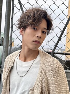 ノーマ(no-ma) ハイライト、緩めツイストスパイラル