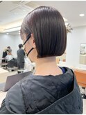 黒髪似合わせカットイメチェンフルバンググレージュ