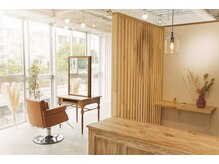 アクセヘアー 町田(acce hair)の雰囲気（落ち着いた自分の時間を♪wifi、コンセントも利用可能。）