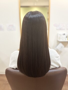 フリージア(freesia) 艶髪/30代40代50代/髪質改善トリートメント