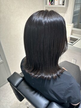 リリーヘアー(Lilly hair) グレーベージュ