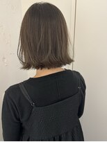 カウチ 板橋本町店(kauti)&nbsp;透明感柔らかベージュ×ぱつっとボブ