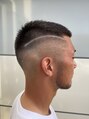 アラカワオム(homme) フェードだからこそ生かせるカット+顔剃りで横顔もクールに！