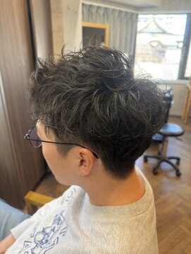 ラウ(LAU) ルーズパーマ