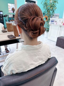 ユーフォリア(Euphoria.) 浴衣に合うアップスタイル