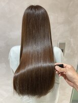 レジナヴィータ 栄店(Reginavita) 髪質改善縮毛矯正　酸性ストレート　ダークブラウン　艶髪