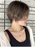 大人外国人風ショートレイヤーボブ 前下がりボブ 学割U24 A0704