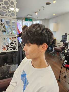 榮(Salon de 榮) ツーブロックショート