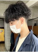 色気のある大人の刈り上げセンターパート × ダークアッシュ