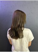 カーキグレージュ池袋韓国ヘアフェザーバングイルミナカラー