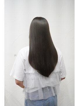 アリー 原宿 表参道(ALLY) 【ブリーチなし】透明感オリーブベージュ