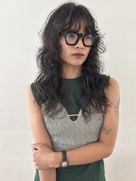 シキ 渋谷(siki) スパイラルパーマ【近藤】