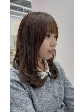 ネウィ 広島(newi) レイヤーカット