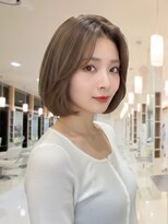 アイコニック 豊田店(ICONIQ) ブラウン/レイヤーボブ/デザインカラー/顔まわりカット