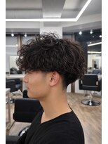 アイトーキョープラスシー 横浜(AI TOKYO+Sea) MEN’S横浜/ラウンドマッシュ/シャドウパーマ/高島町