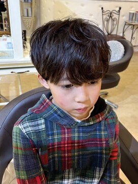 グラマラス GLAMOROUS シャドウパーマ