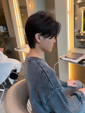 ウインナーヴィジョン 栄 久屋大通店(WINNER VISION) 【メンズスタイル】流れるセンターパート