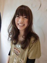 ブーケ(BOUQUET)&nbsp;顔周りにたっぷりの軽さがおすすめロングのレイヤースタイル