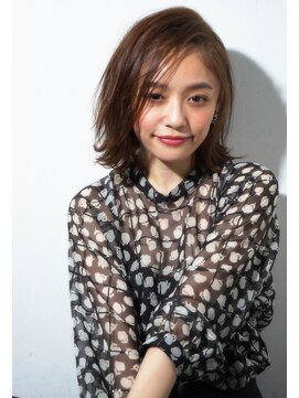 ラヴェストバイフレイスウェル(LOVEST by frace well) LOVEST well発　簡単スタイリングの耳かけミディ