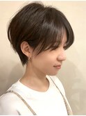 コンパクトショート　くびれショート　ハイライトカラー