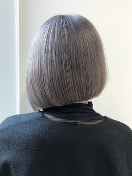 ニューヨークニューヨーク なんば道頓堀店(NYNY) 【ブリーチ2回】シルバー×ミニボブ