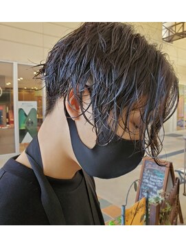 エイム ヘアメイク 横川店(eim HAIR MAKE) センターパート×ソフトパーマ