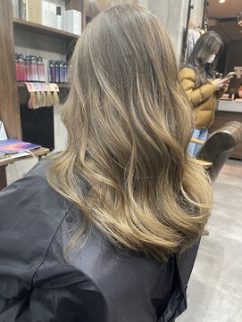 ラフ 難波店(LAFF) #黒髪#ボブルフ#ネビージュ#小顔#ワンレン