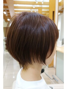 アデイ 大森店(AdAy) 丸み艶ショート★大人可愛いスタイル
