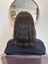 ヘアーサロン 銀 落ち着いたグレージュカラー