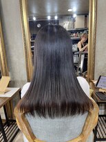 アンフィドットドゥルドゥ(AnFye.dueldo)&nbsp;輝くほどの艶髪を手に入れるジュエリーシステムストレートヘア