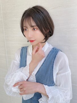 オーロ(ORO) 丸顔さんにおすすめ前髪あり小顔くびれヘア暗めカラー