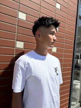 コワファースト 大分(COIFF1RST) フェード＆フェザーアップ