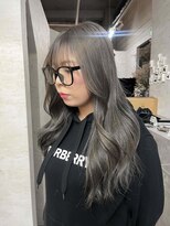 レイ(Lay.)&nbsp;【スタイリストArisa】グレージュカラー