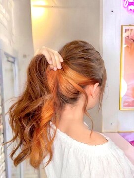 シェルティ フィエル(Shelltie Fiel) 【ケアブリーチ】オレンジインナーカラー【シェルティフィエル】