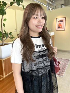 ロジェ(loje) 20代30代40代　ベージュカラー/ハイトーン/夏のヘアアレンジ