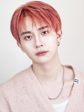 ゴールド 京都 三条(GOALD) ピンクコンマバングフェザーパーマ刈り上げセンターパート