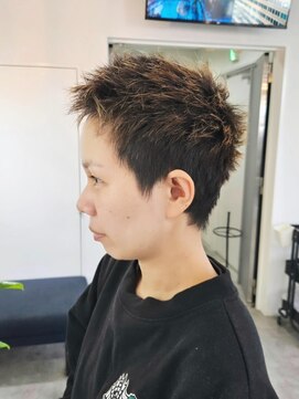 エイス 梅田 中津(Ace) スパイキーショート