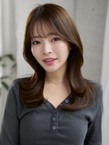 エインアンリー 明治神宮前(AIN.ANLY.)&nbsp;ミディアムレイヤーカット顔周りココアグレージュサイドポニー