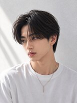 オーシャントーキョー 原宿(OCEAN TOKYO)&nbsp;センターパート曲がる縮毛矯正メンズショートツーブロック韓国
