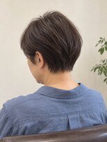 aptas 青山/表参道 白髪染め/白髪ぼかしハイライト/ボリュームアップエクステ&nbsp;表参道/青山/襟足になじむ丸みショート