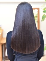 イリーブ(elieve)&nbsp;縮毛矯正でここまで変わる！！うねりで悩んでいる方、是非★