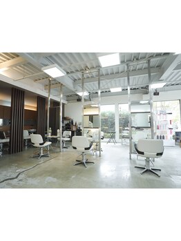 お手頃な価格で、いつでもキレイが叶う♪お得なクーポンも多数ご用意してお待ちしてます☆