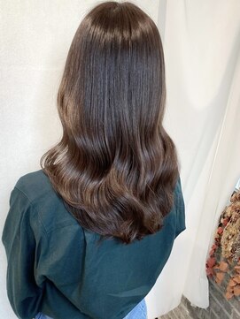 プラグ バイ ネオリーブ(plug by neolive) 大人ガーリー/チョコレート×髪質改善 [髪質改善/縮毛矯正]韓国T