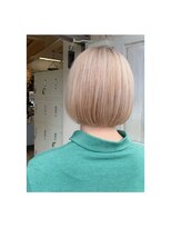 コトナ 越谷店 ミニボブ×ホワイトベージュ